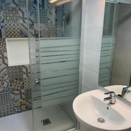 El Muellito Ocean View Apartment