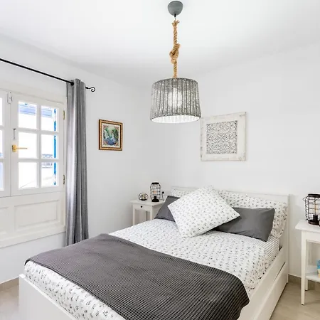 El Muellito Ocean View Apartment