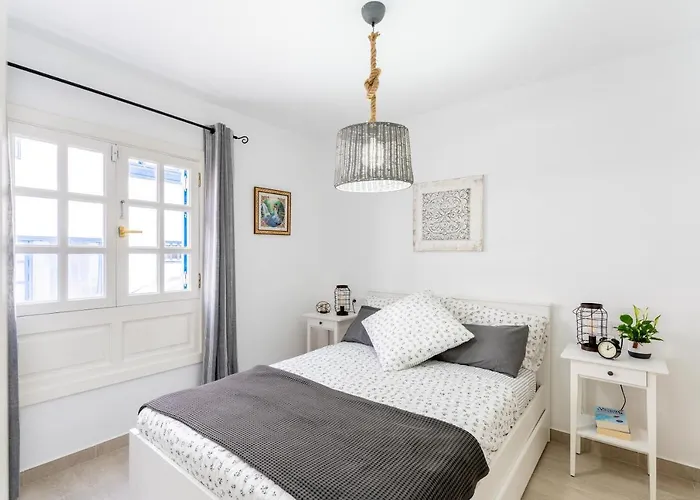 El Muellito Ocean View Apartment